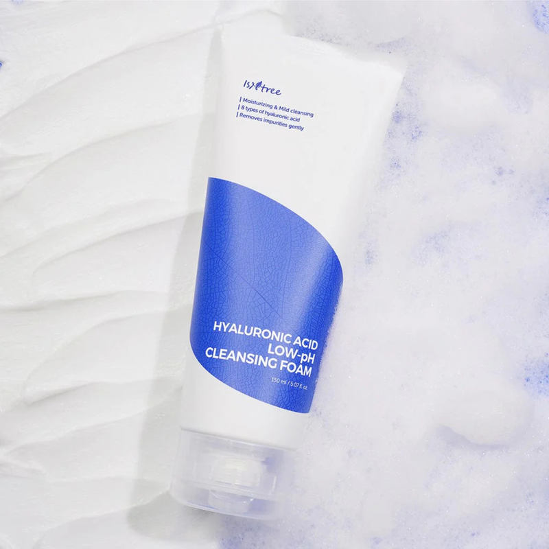 Isntree Hyaluronic Acid Low-pH Cleansing Foam 150ml