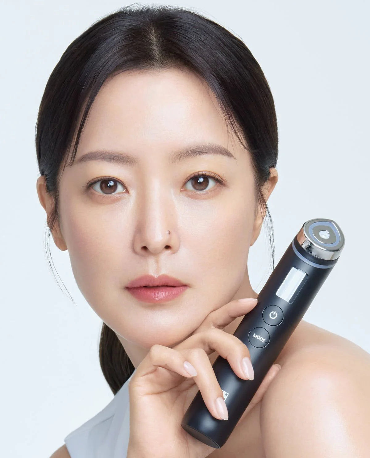 Medicube AGE-R Booster Pro | Electronic Beauty Device Medicube AGE-R Booster Pro | Electronic Beauty Device