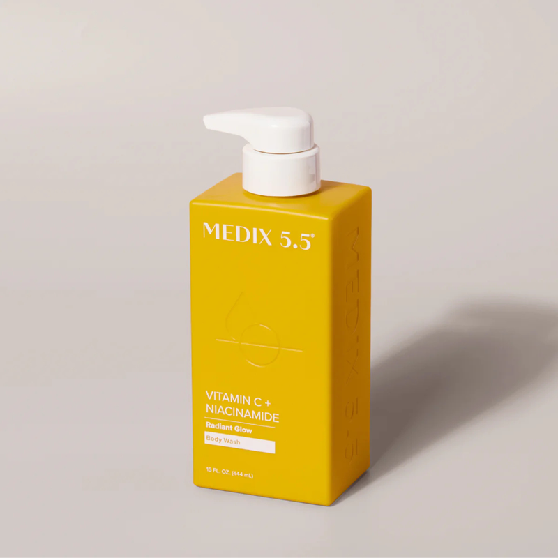 Medix 5.5 Vitamin C + Niacinamide Body Wash 444ml