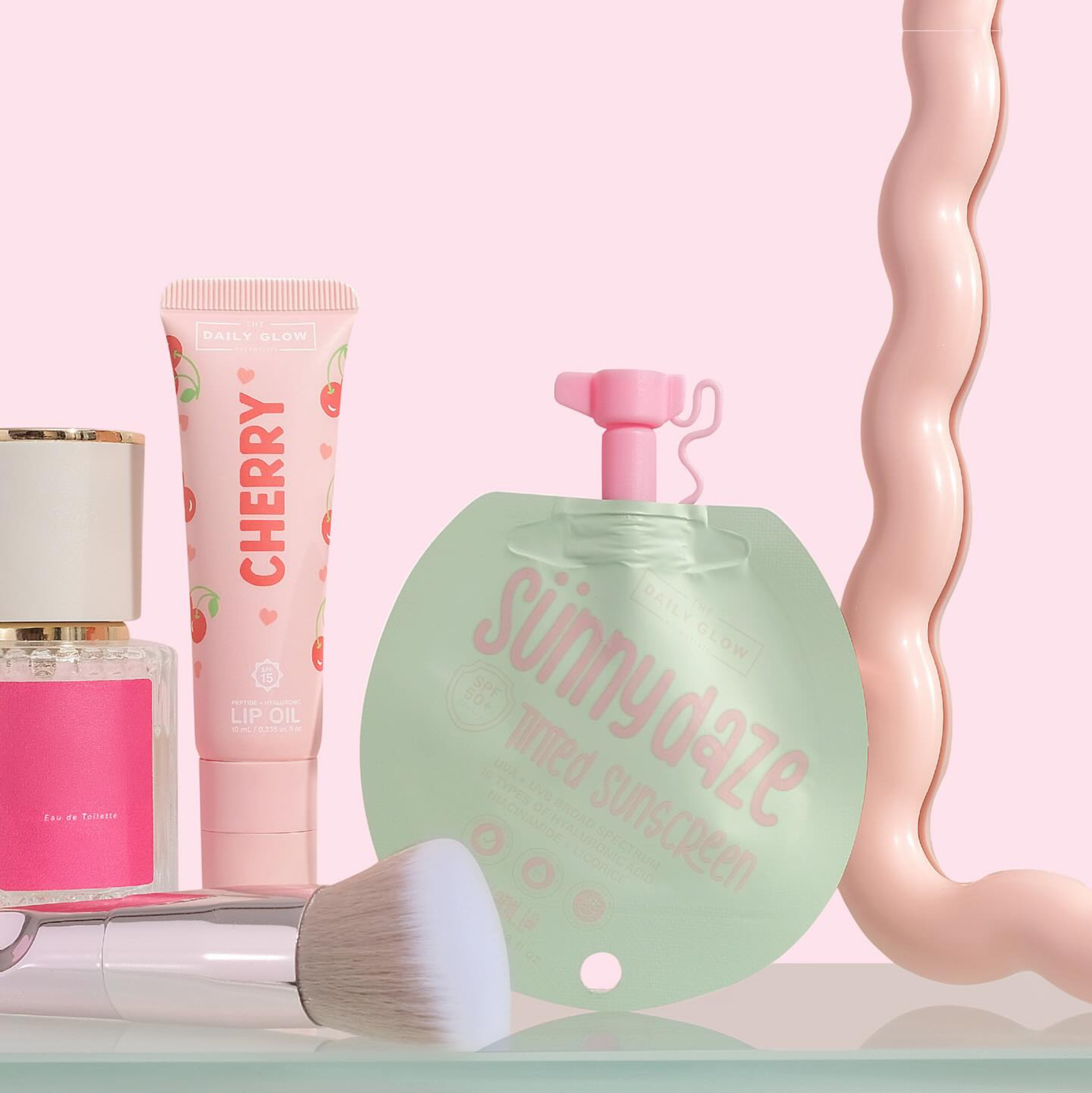 The Daily Glow Sunny Daze Tinted Sunscreen SPF50 | Sunscreen The Daily Glow Sunny Daze Tinted Sunscreen SPF50 | Sunscreen