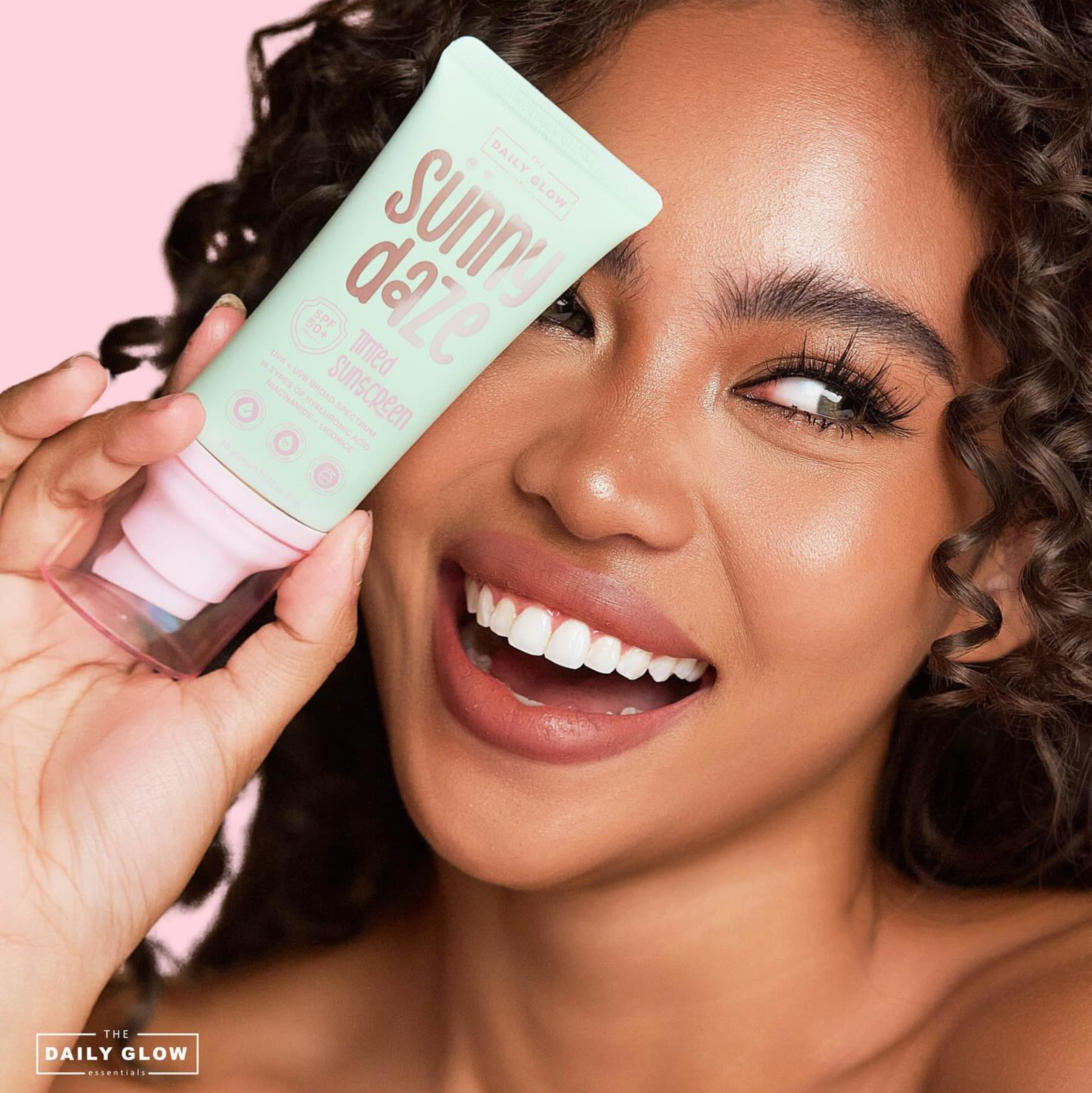 The Daily Glow Sunny Daze Tinted Sunscreen SPF50 | Sunscreen The Daily Glow Sunny Daze Tinted Sunscreen SPF50 | Sunscreen