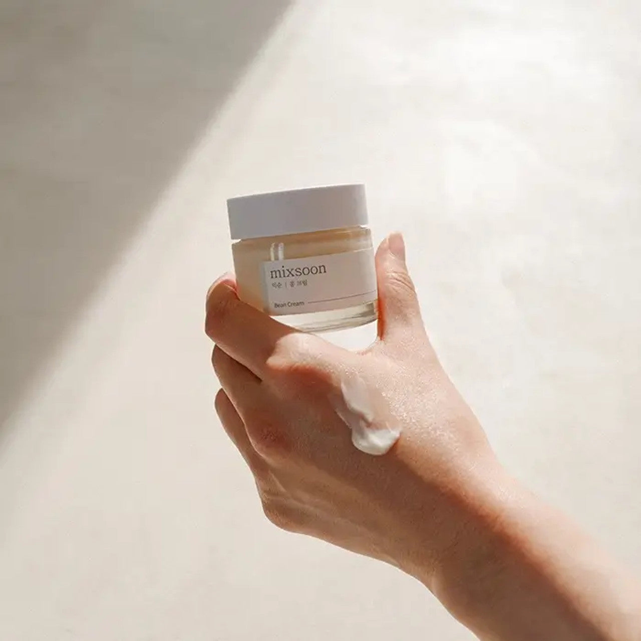 ميكسون كريم فول 50 + | Moisturizers ميكسون كريم فول 50 + | Moisturizers