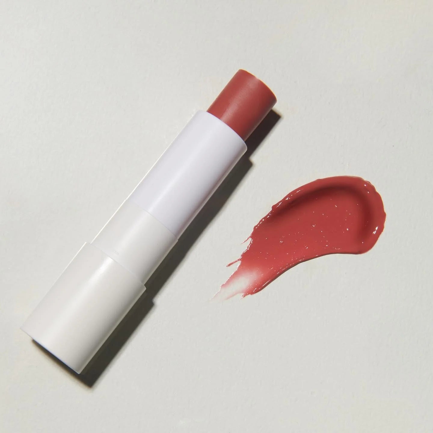 ميكسون نباتي يذوب بلسم الشفاه 4.1 جم | Lip Balm & Treatments ميكسون نباتي يذوب بلسم الشفاه 4.1 جم | Lip Balm & Treatments