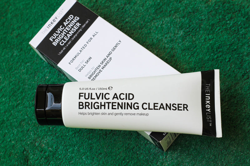 Crisp Fulvic Acid Brightening Cleanser Design Illustration Crisp Fulvic Acid Brightening Cleanser Design Illustration